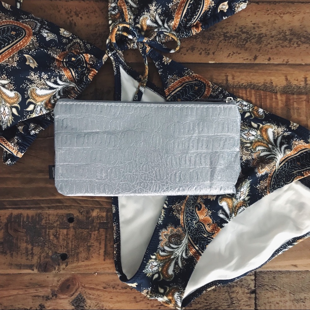 NWOT SEPHORA Silver Cosmetic Bag
